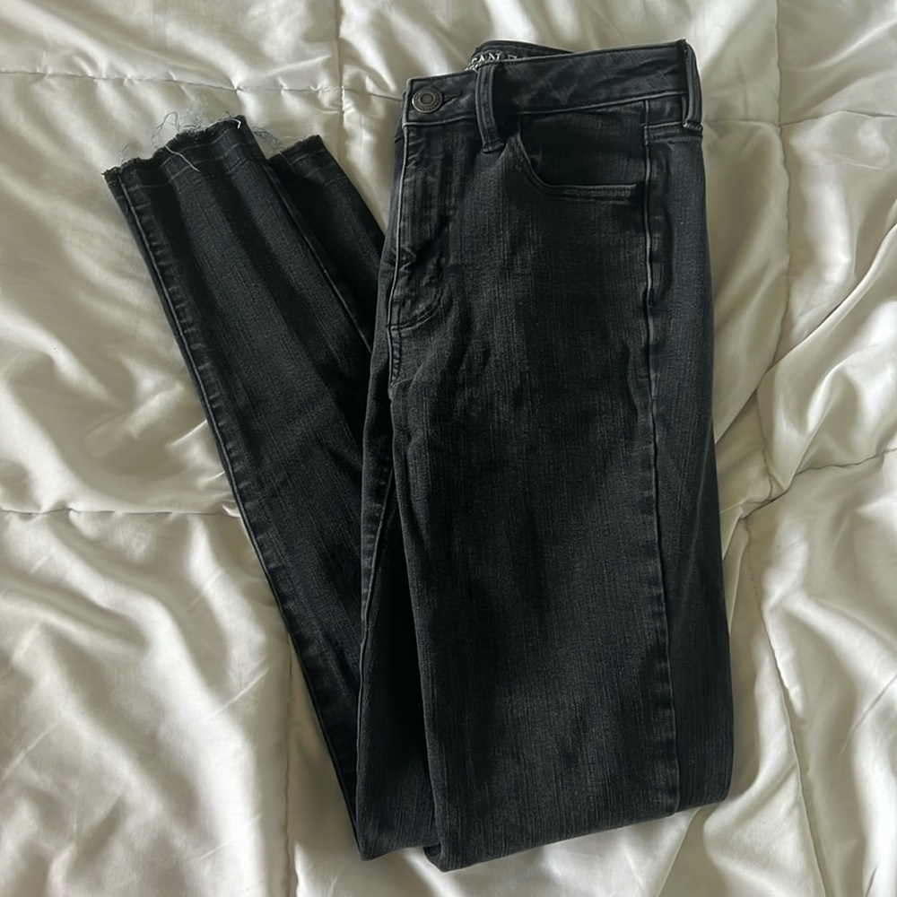 size 2 long black american eagle jeans